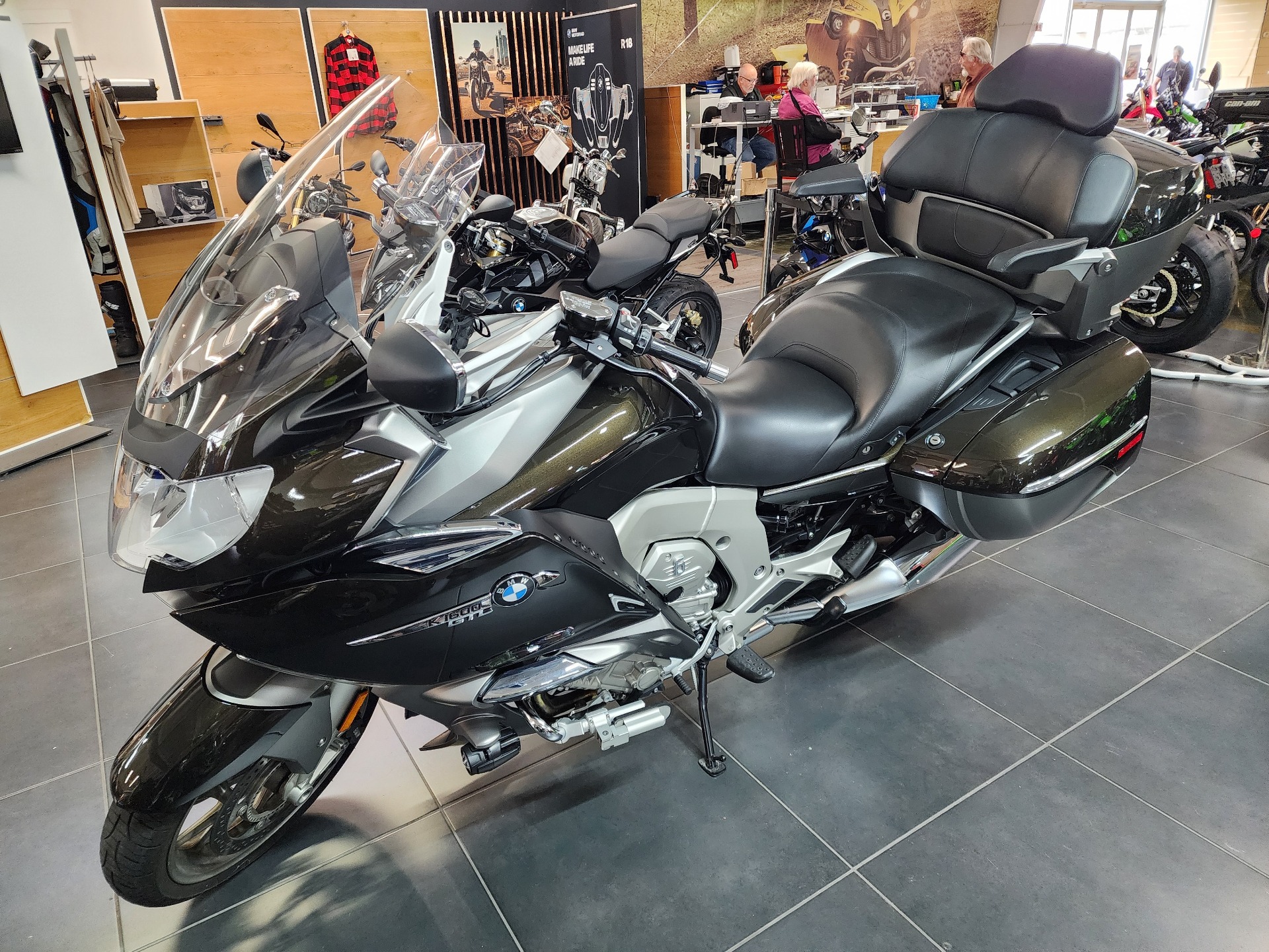 2016 BMW K 1600 GTL Exclusive in Louisville, Tennessee - Photo 2