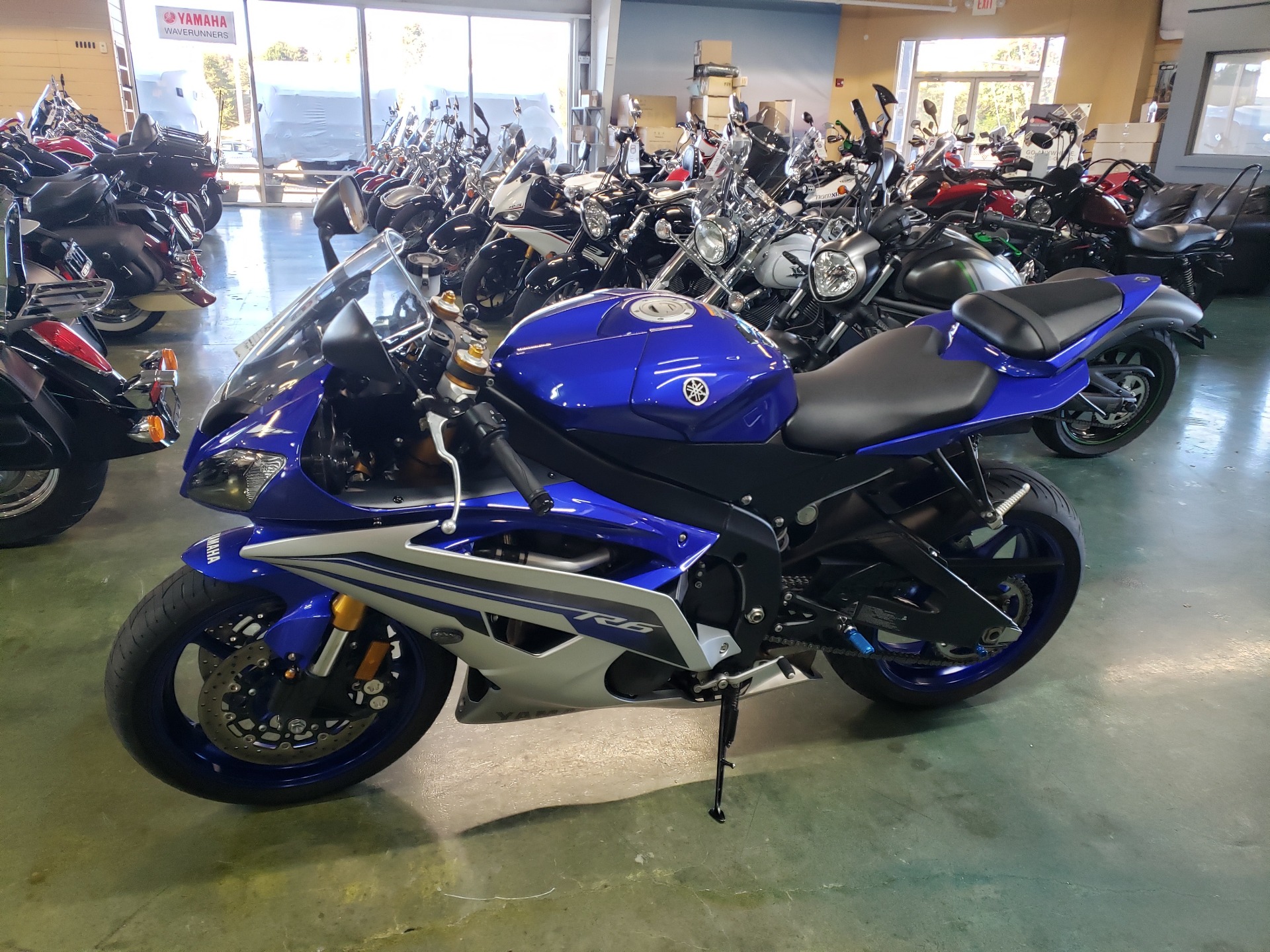 2016 Yamaha YZF-R6 in Louisville, Tennessee - Photo 2