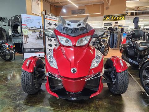 2015 Can-Am Spyder® RT Limited in Louisville, Tennessee - Photo 3