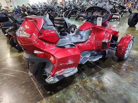 2015 Can-Am Spyder® RT Limited in Louisville, Tennessee - Photo 19