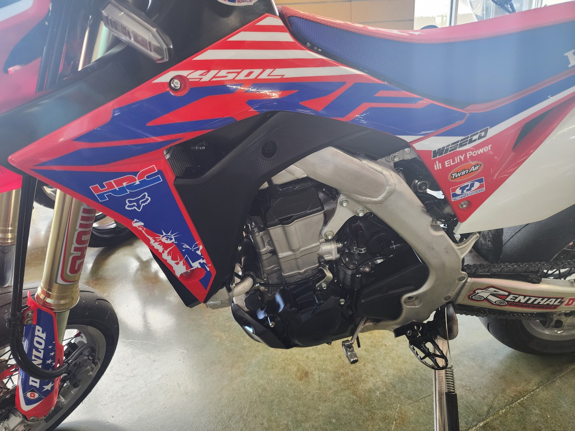 2019 Honda CRF450L in Louisville, Tennessee - Photo 9