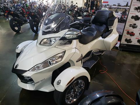 2012 Can-Am Spyder® RT Limited in Louisville, Tennessee - Photo 2