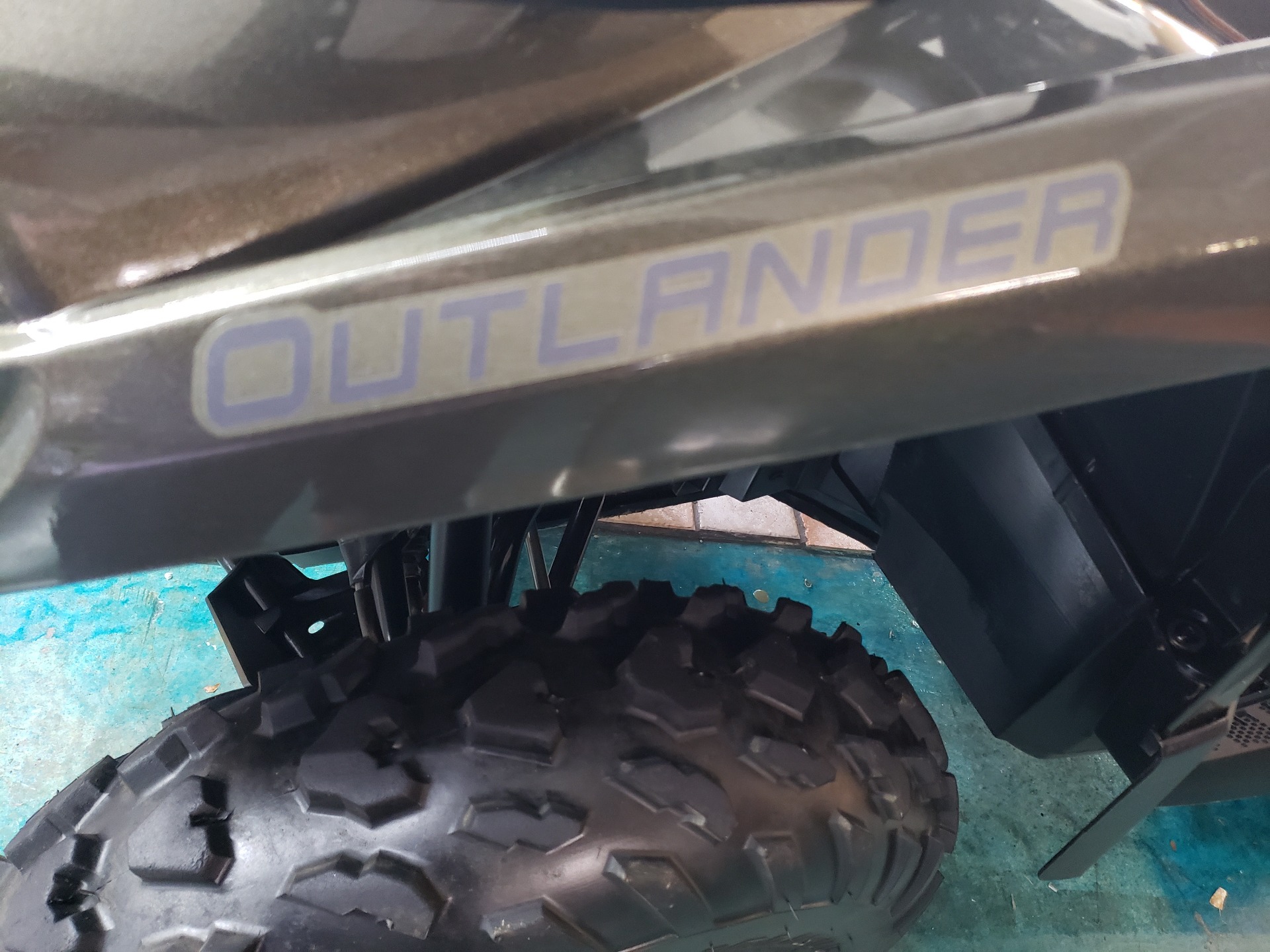 2022 Can-Am Outlander XT 570 in Louisville, Tennessee - Photo 10