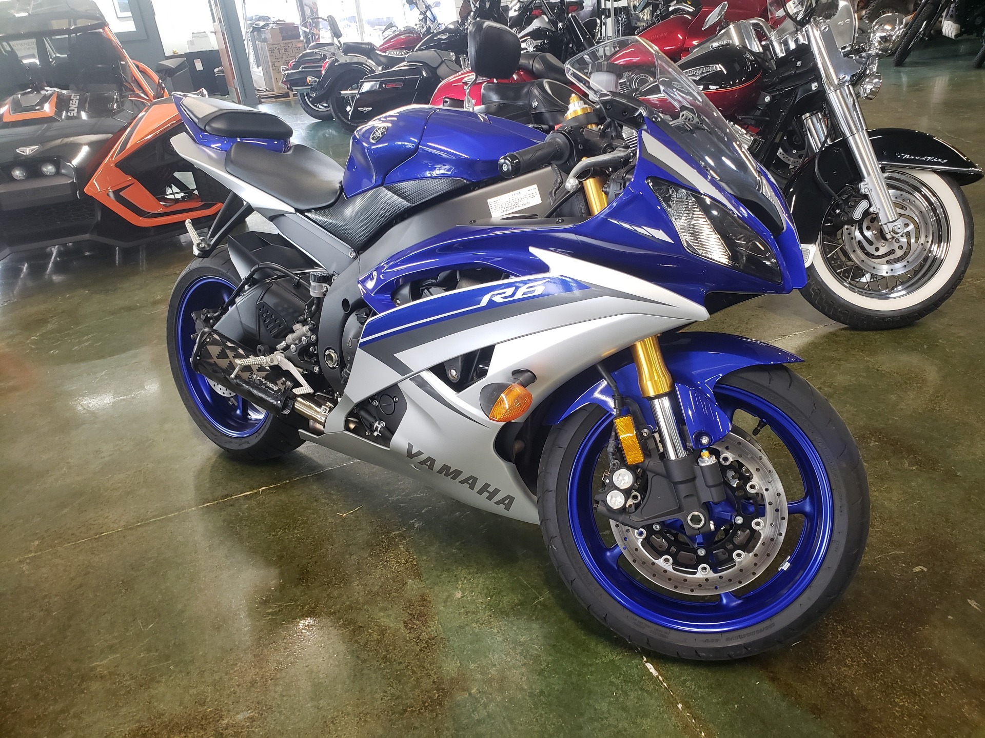 2015 Yamaha YZF-R6 in Louisville, Tennessee - Photo 1