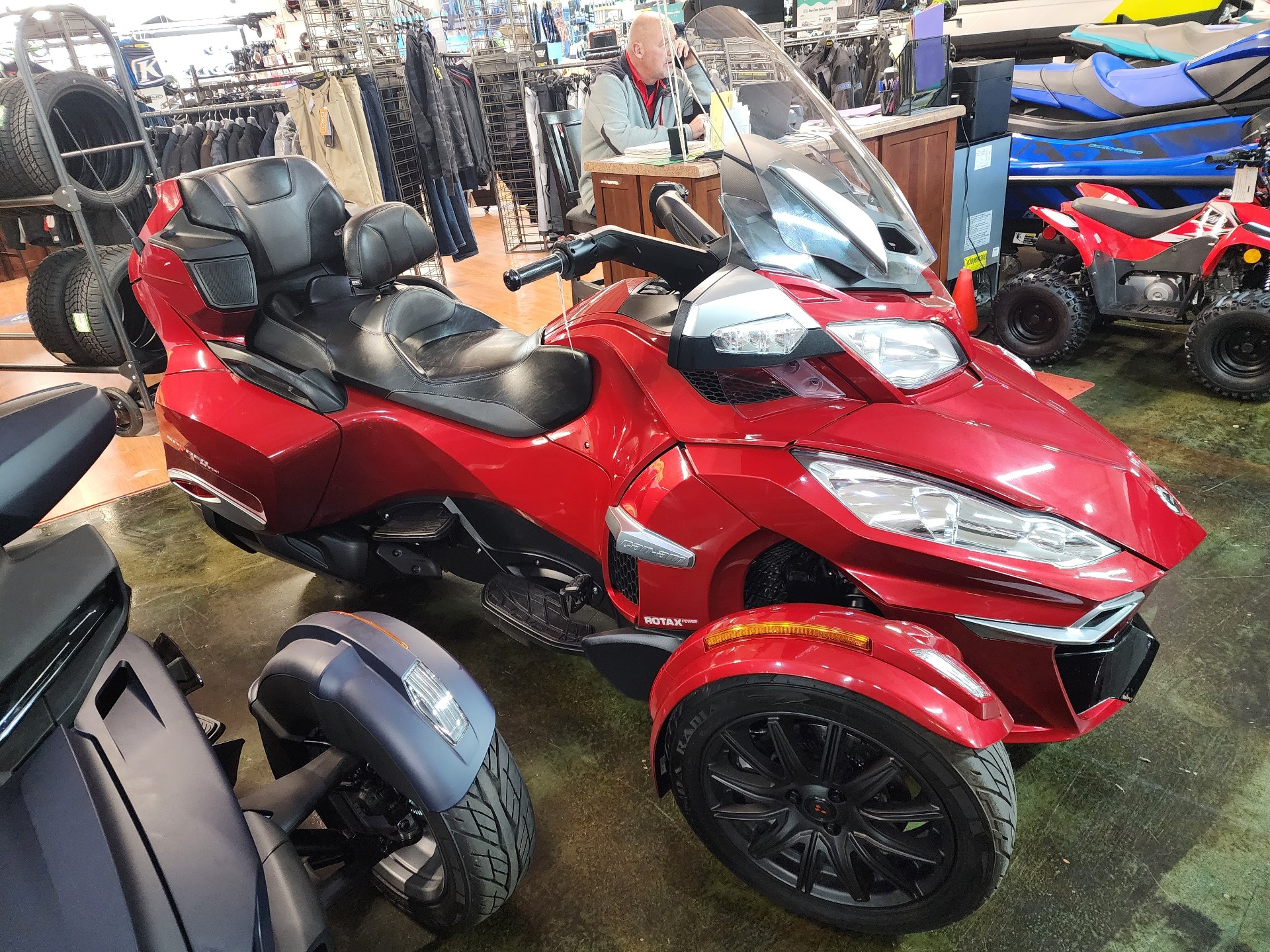 2016 Can-Am Spyder RT-S SE6 in Louisville, Tennessee - Photo 1