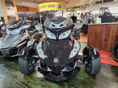 2013 Can-Am Spyder® RT Limited in Louisville, Tennessee - Photo 3