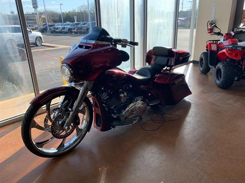 2017 Harley-Davidson Street Glide® Special in Stillwater, Oklahoma - Photo 2
