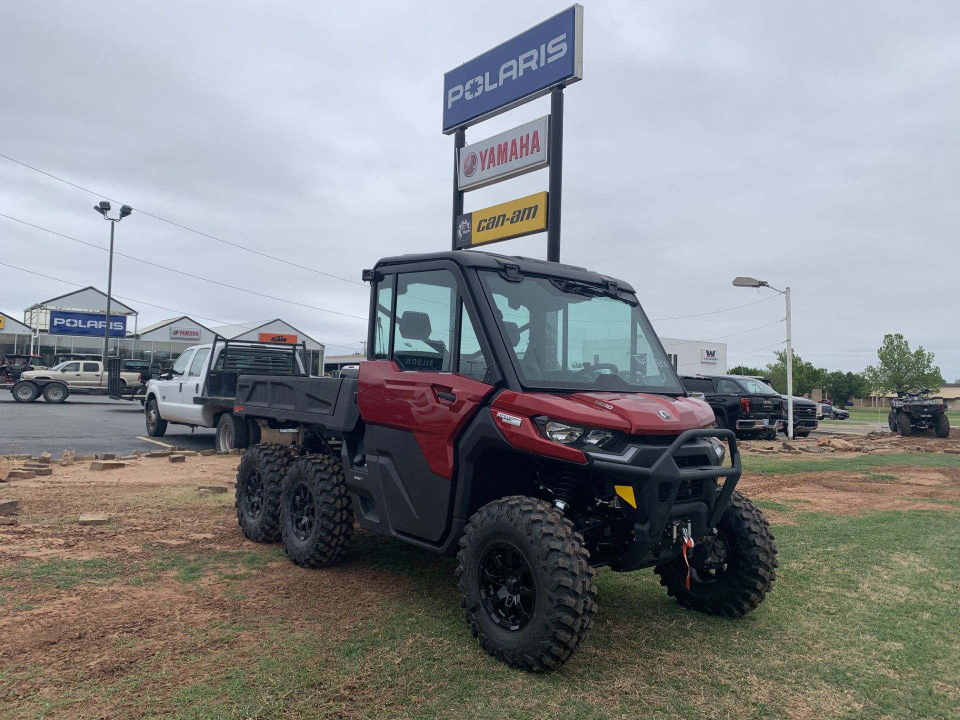 2024 Can-Am Defender 6x6 Limited in Stillwater, Oklahoma - Photo 2