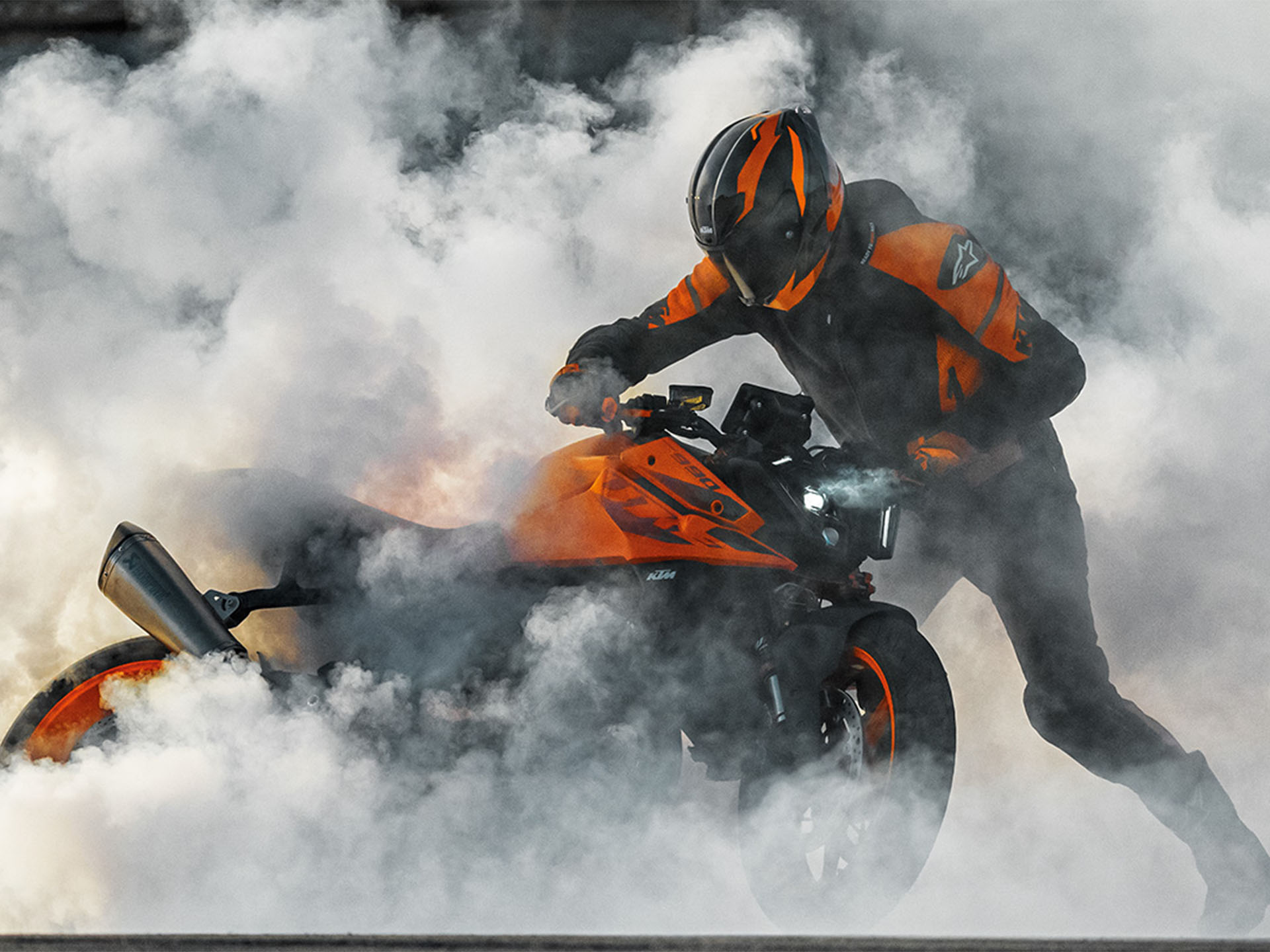 2024 KTM 990 Duke in Stillwater, Oklahoma - Photo 9