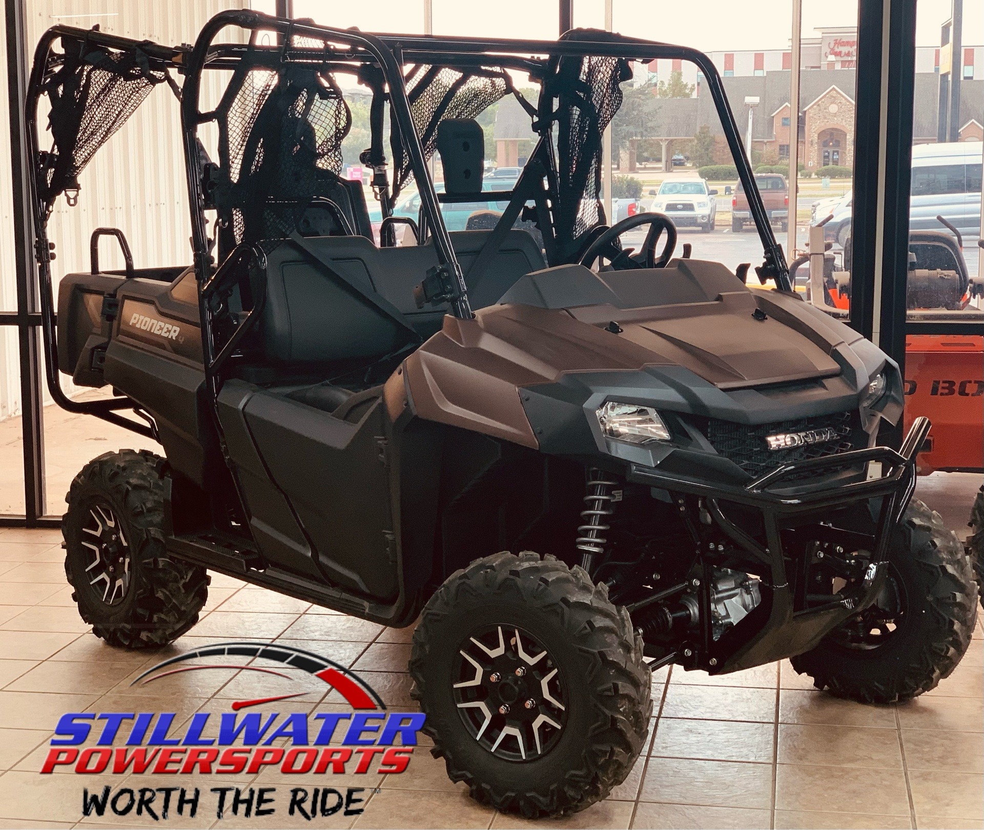 New 21 Honda Pioneer Deluxe Utility Vehicles In Stillwater Ok Stock Number