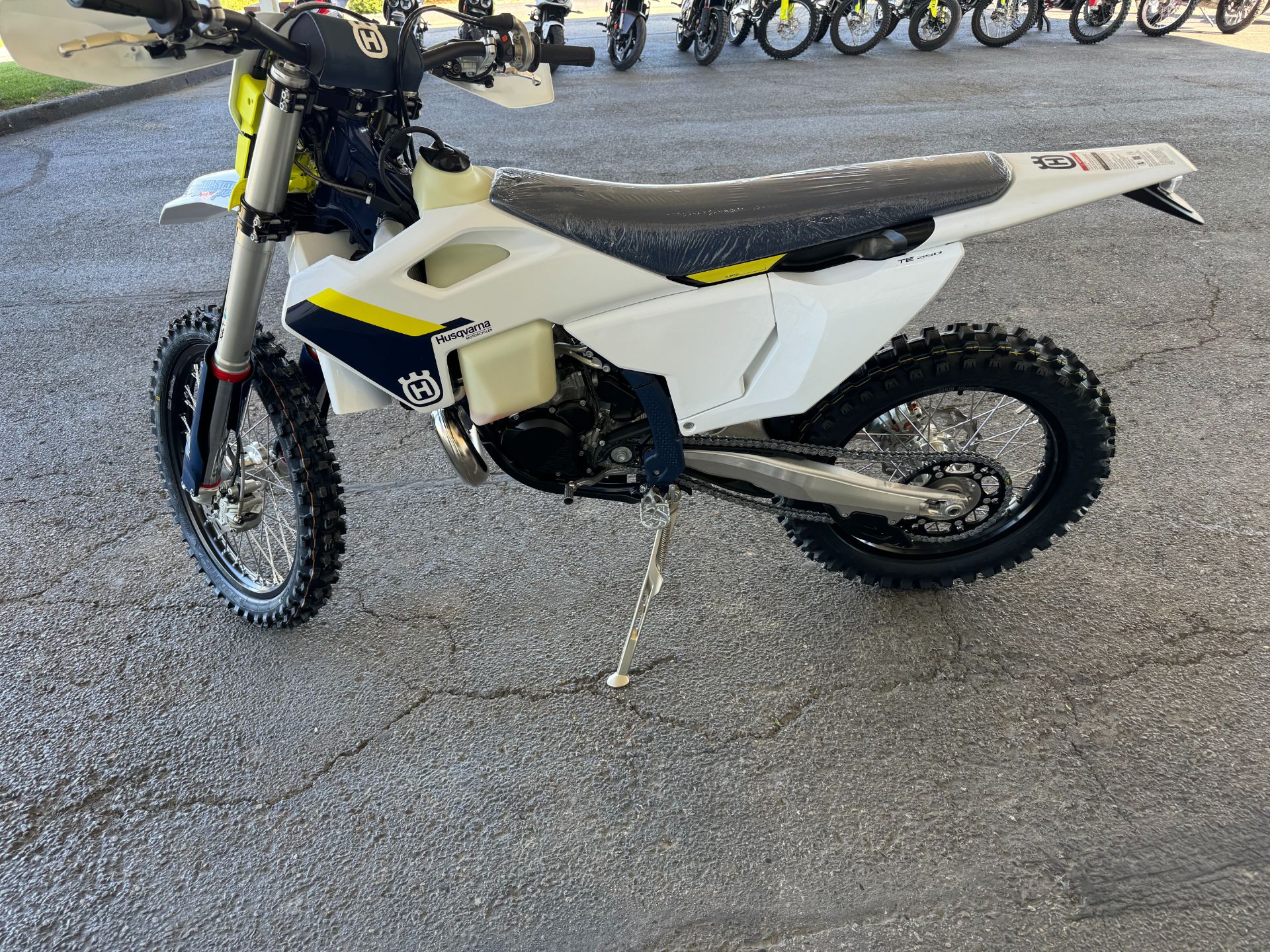 2025 Husqvarna TE 250 in Slovan, Pennsylvania - Photo 5