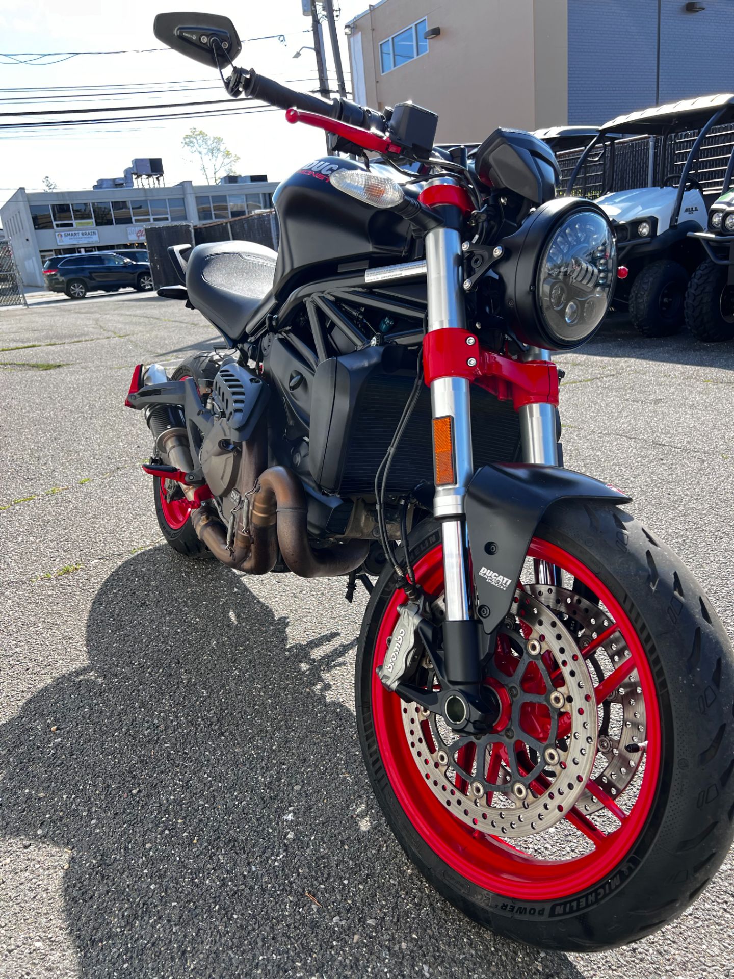 2015 Ducati Monster 821 Dark in Hicksville, New York - Photo 6