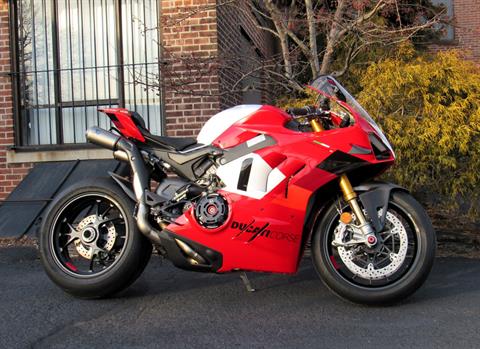 2023 Ducati Panigale V4 R in New Haven, Connecticut - Photo 2