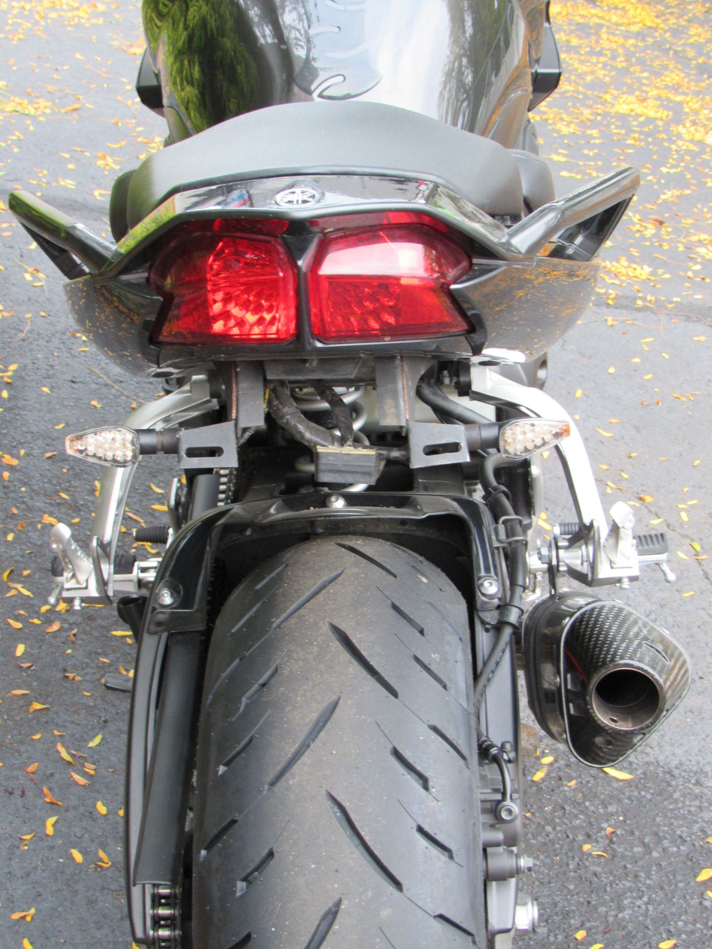 2009 Yamaha FZ1 in New Haven, Connecticut - Photo 9