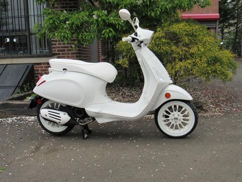 2022 Vespa SPRINT 50 "GHOST" in New Haven, Connecticut - Photo 9