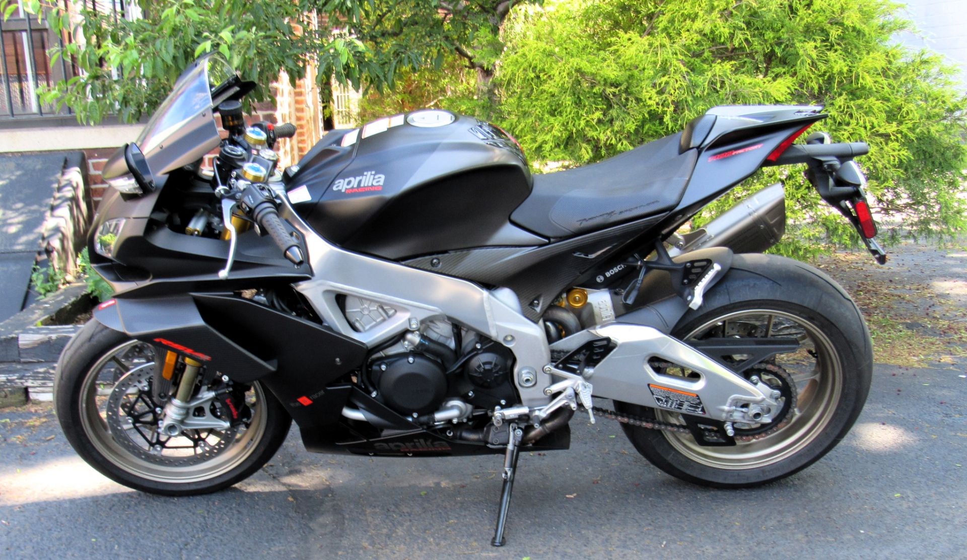 2019 Aprilia RSV4 1100 Factory in New Haven, Connecticut - Photo 6