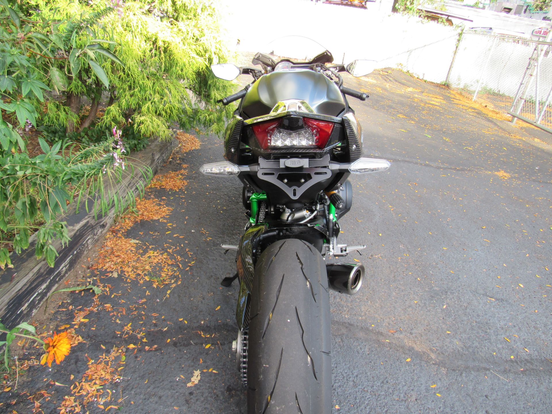 2023 Kawasaki Ninja H2 Carbon in New Haven, Connecticut - Photo 13