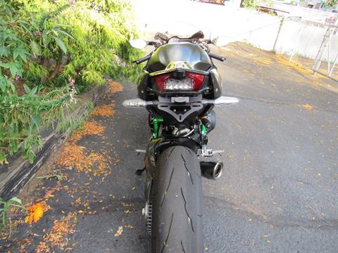 2023 Kawasaki Ninja H2 Carbon in New Haven, Connecticut - Photo 13