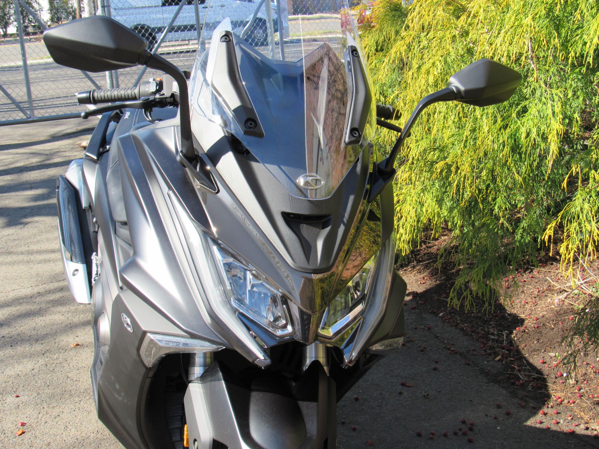 2022 Kymco AK 550 in New Haven, Connecticut - Photo 8