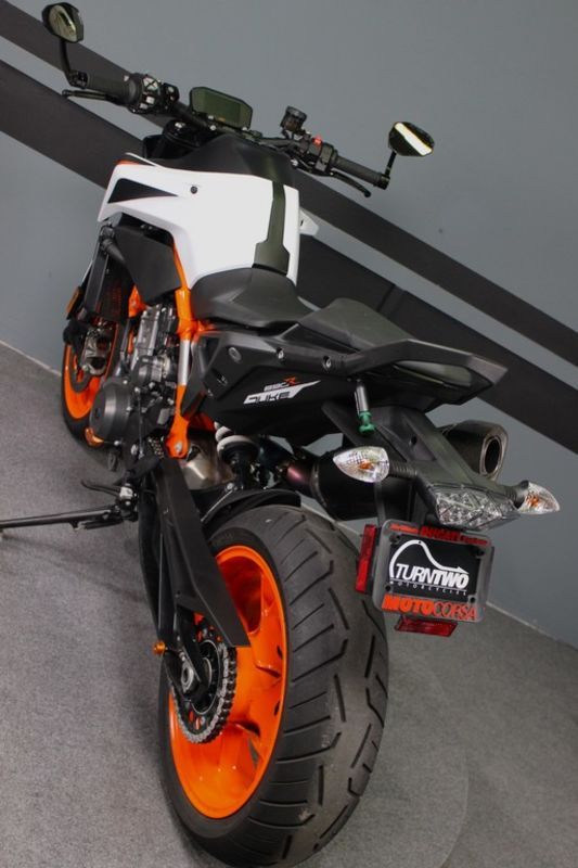 2020 KTM 890 Duke R in Portland, Oregon - Photo 3