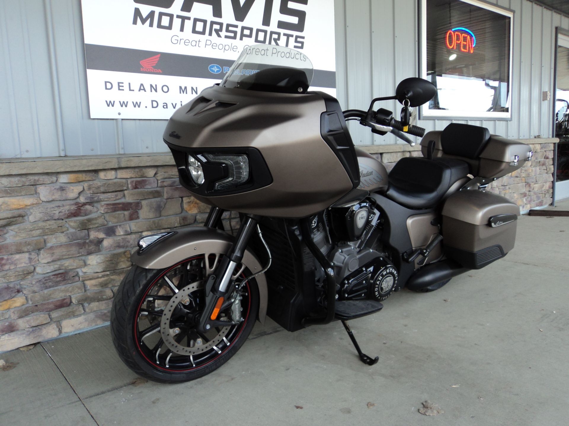2022 Indian Motorcycle Challenger® Dark Horse® in Delano, Minnesota - Photo 4