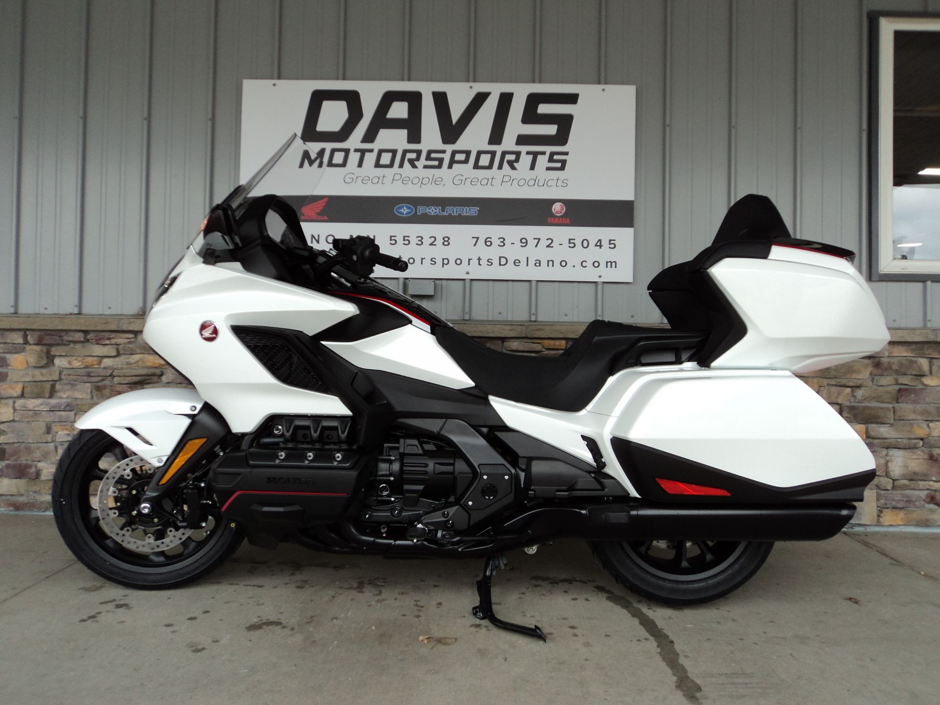 2024 Honda Gold Wing Tour Automatic DCT in Delano, Minnesota - Photo 2