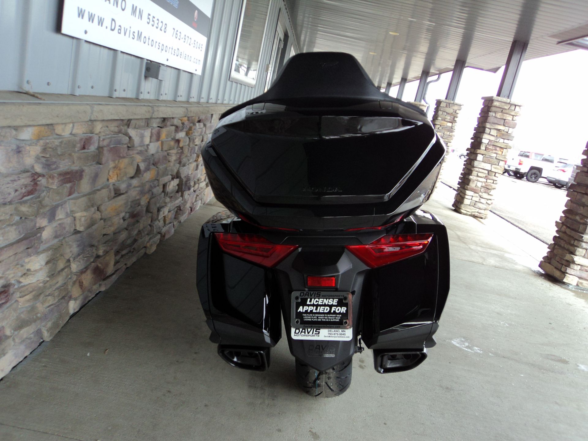 2023 Honda Gold Wing Tour Automatic DCT in Delano, Minnesota - Photo 11