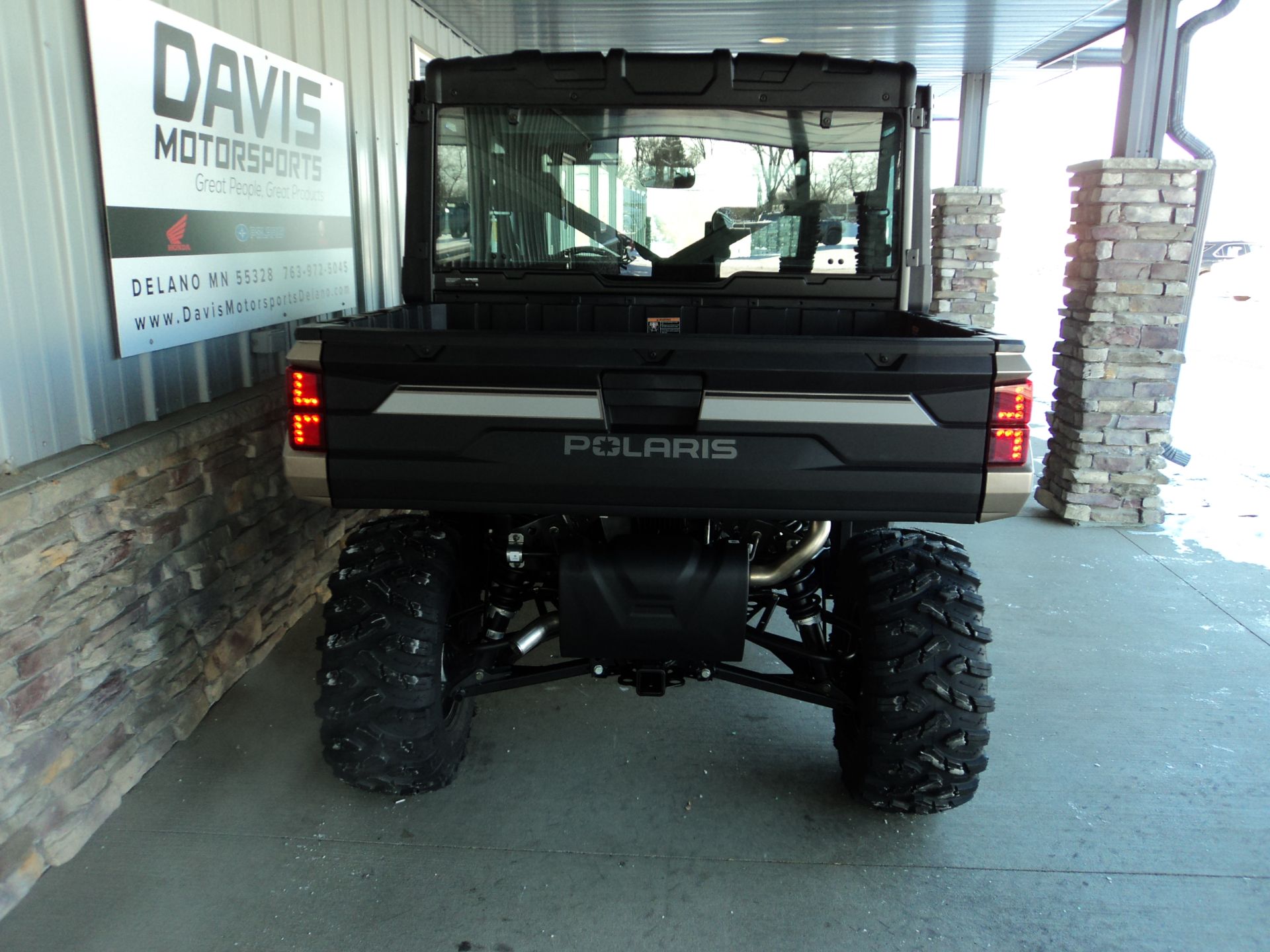 2023 Polaris Ranger Crew XP 1000 NorthStar Edition Ultimate - Ride Command Package in Delano, Minnesota - Photo 17