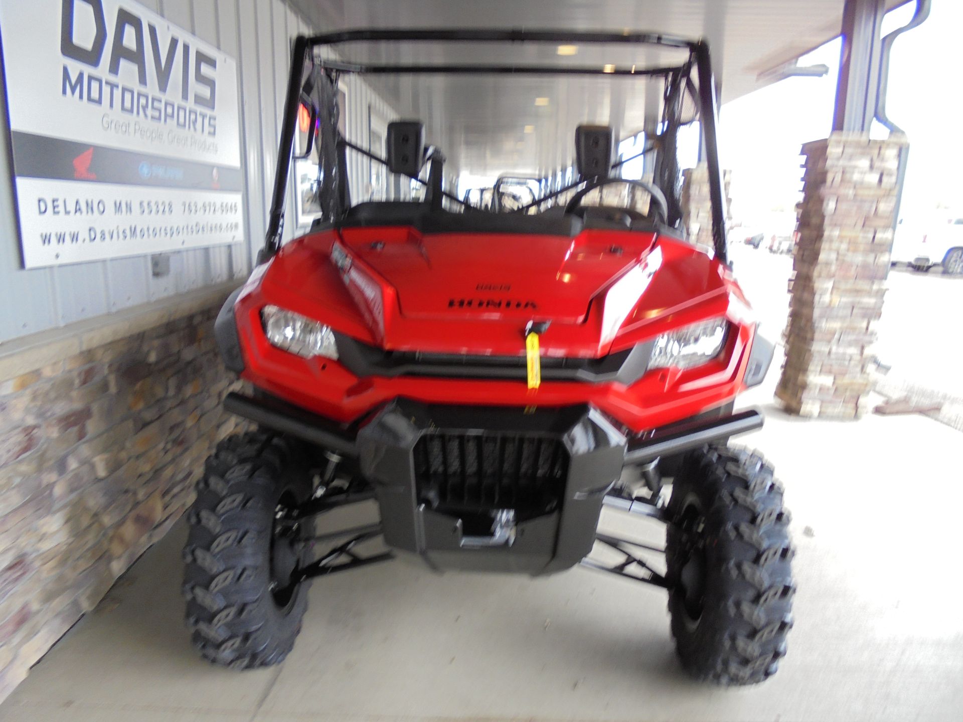 2024 Honda Pioneer 1000 Deluxe in Delano, Minnesota - Photo 13