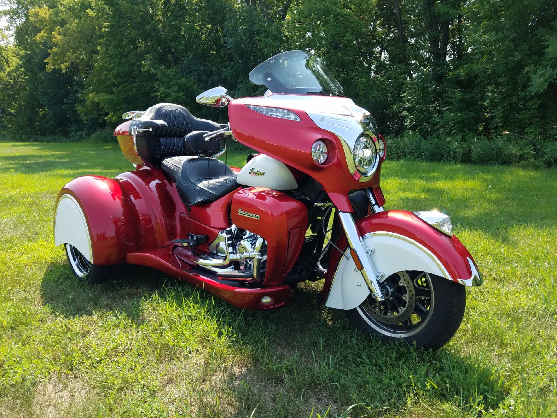 2020 Indian Motorcycle Roadmaster® Icon Series in Delano, Minnesota - Photo 3