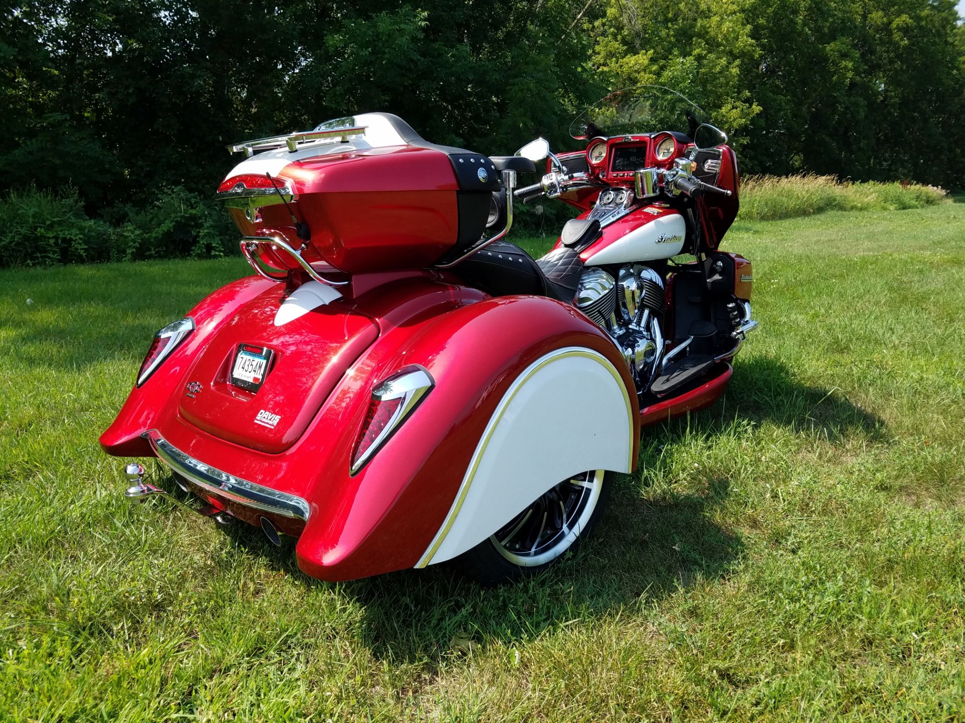 2020 Indian Motorcycle Roadmaster® Icon Series in Delano, Minnesota - Photo 5