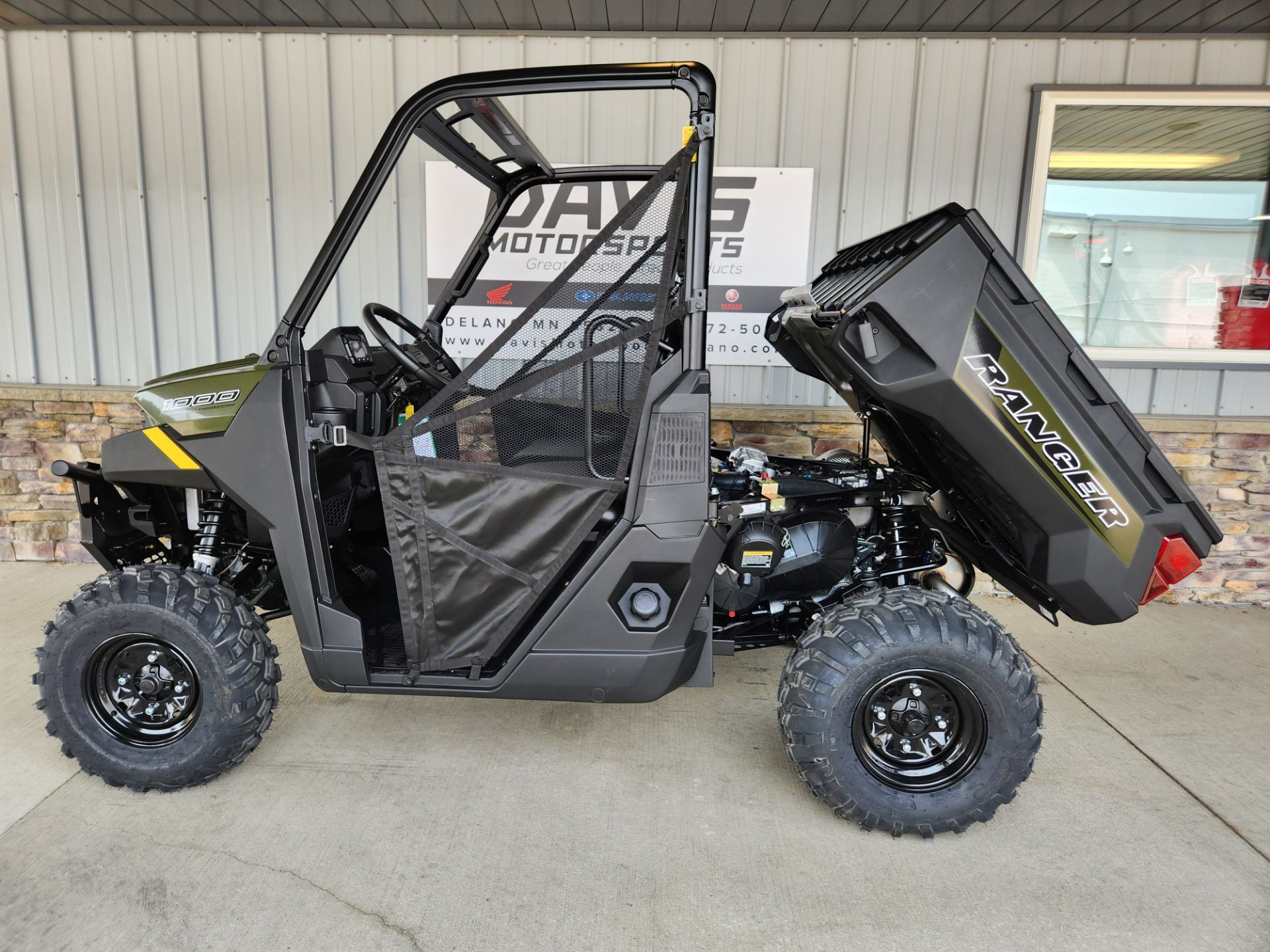 2025 Polaris Ranger 1000 EPS in Delano, Minnesota - Photo 7