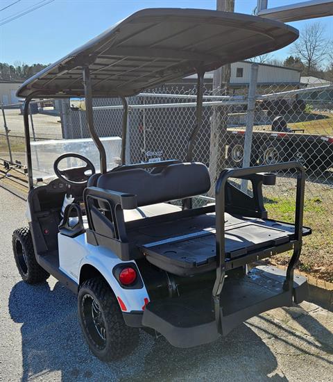 2023 E-Z-GO VALOR in Covington, Georgia - Photo 10