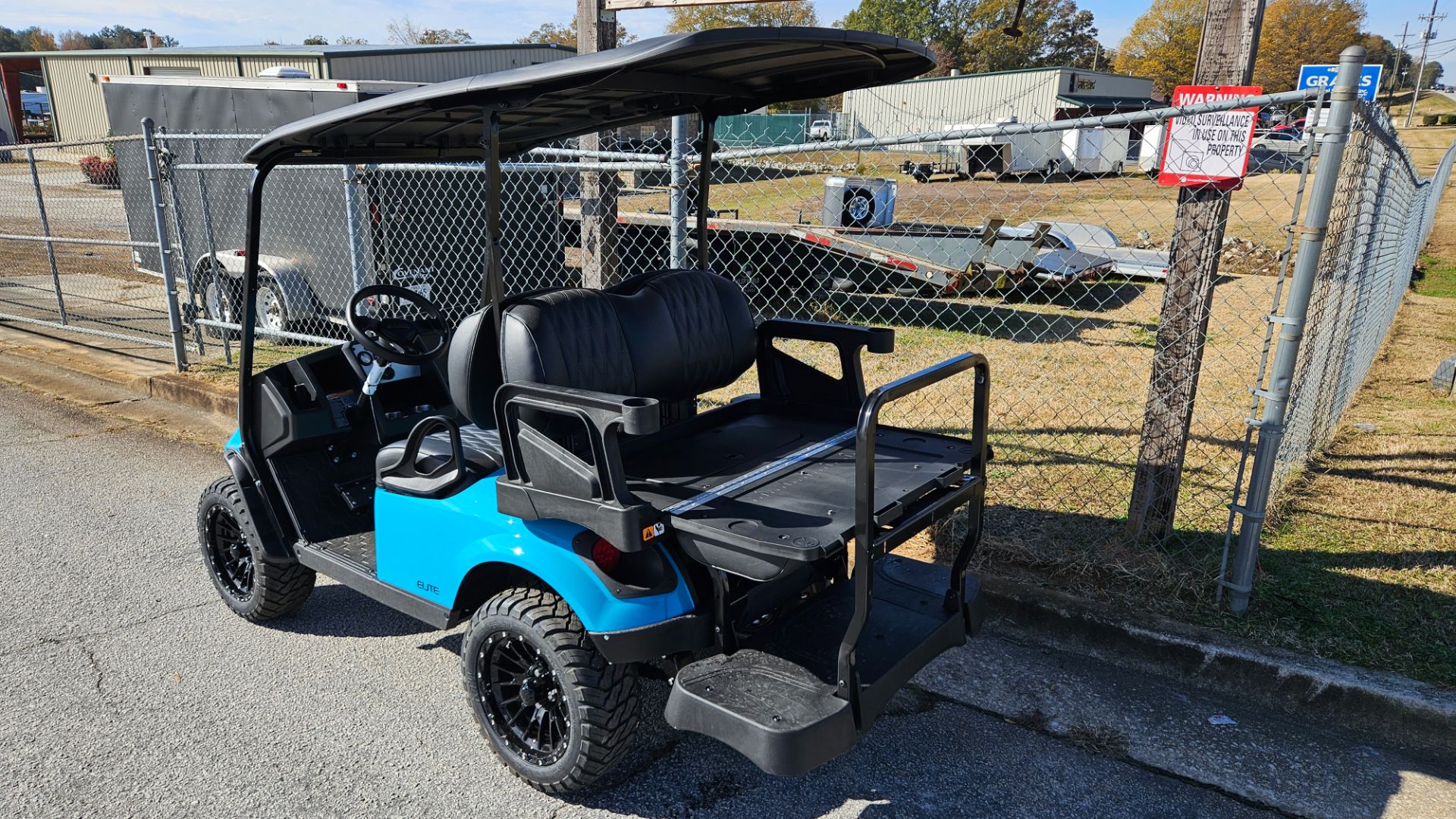 2024 E-Z-GO Express S4 ELiTE Edge Special Edition in Covington, Georgia - Photo 8