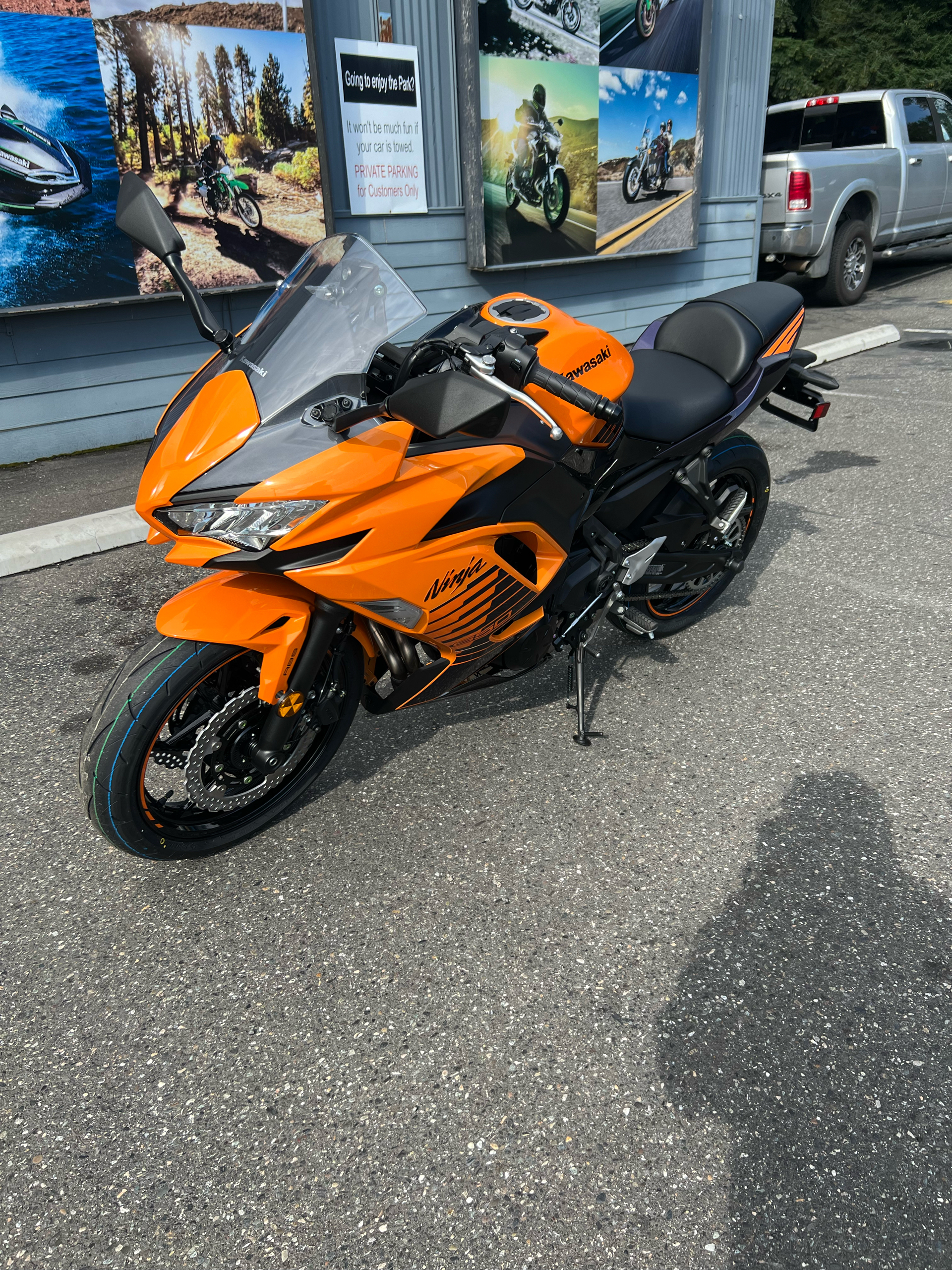 2025 Kawasaki Ninja 650 ABS in Bellingham, Washington - Photo 2