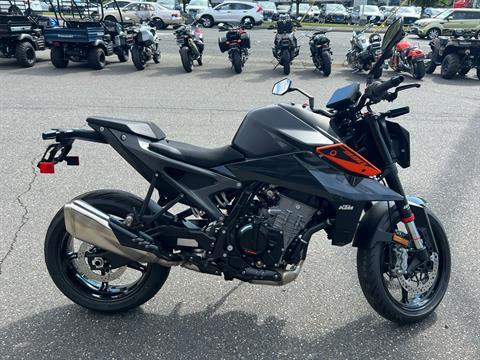 2024 KTM 990 Duke in Bellingham, Washington - Photo 4