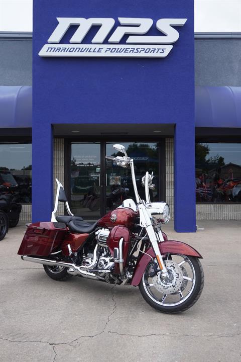 2013 Harley-Davidson CVO™ Road King® in Marionville, Missouri - Photo 1