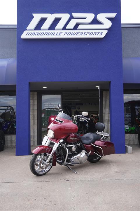 2016 Harley-Davidson Street Glide® Special in Marionville, Missouri - Photo 3