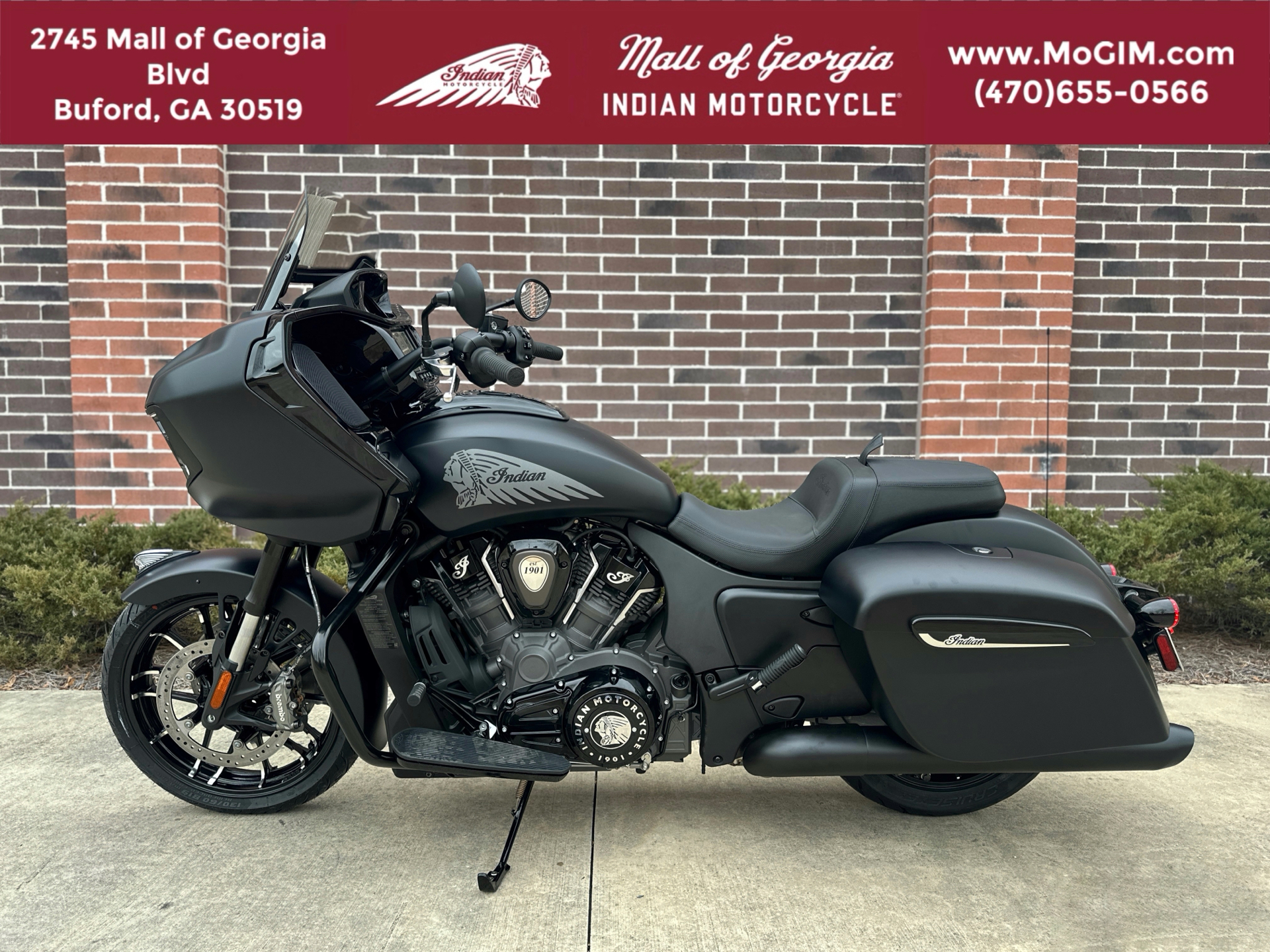 2024 Indian Motorcycle Challenger® Dark Horse® in Buford, Georgia - Photo 5