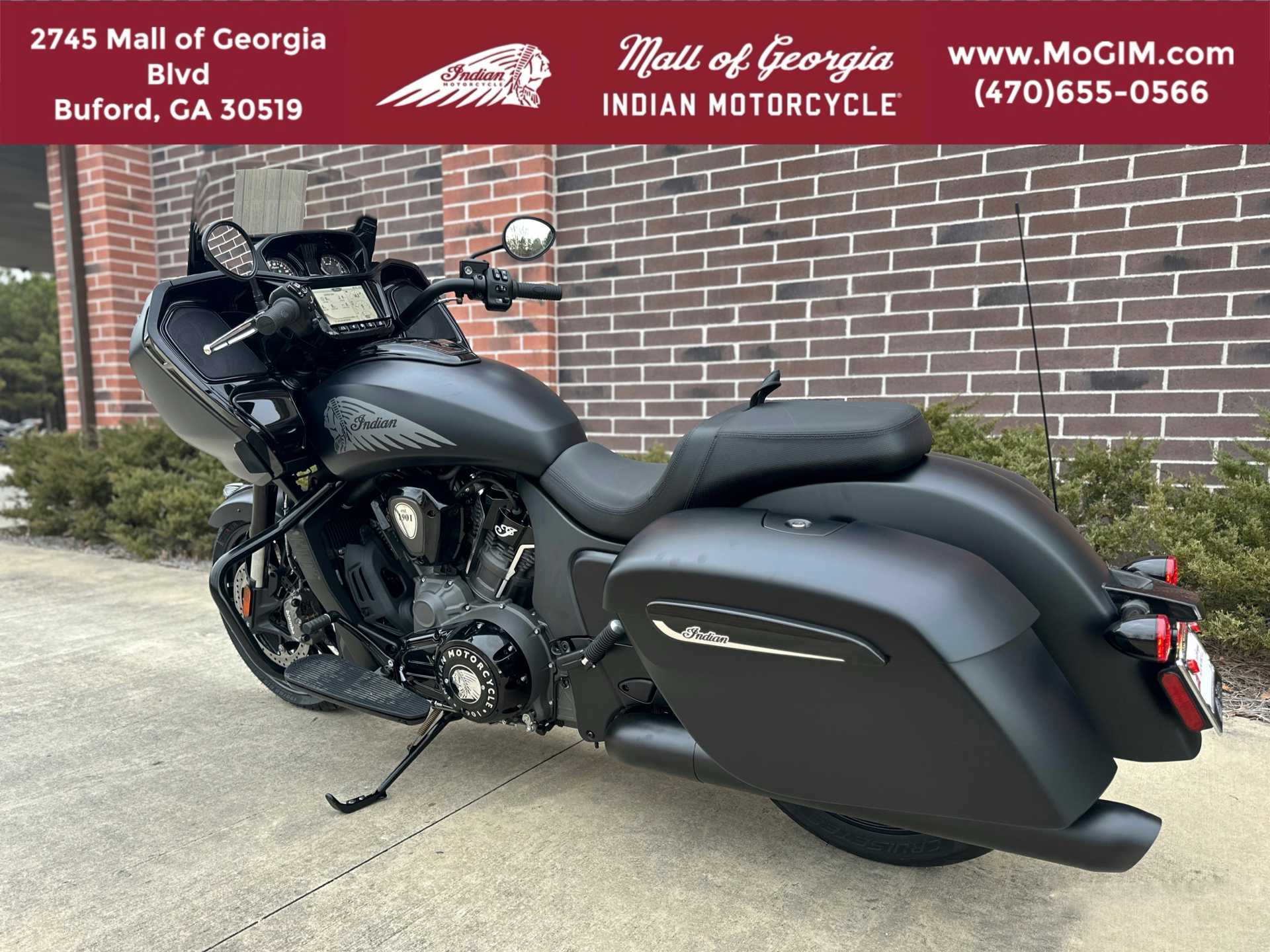 2024 Indian Motorcycle Challenger® Dark Horse® in Buford, Georgia - Photo 7