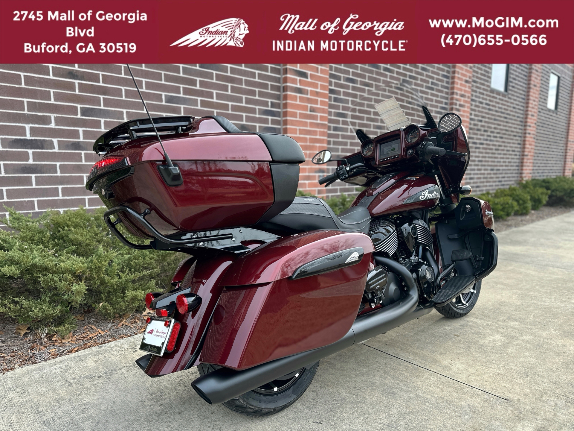 2024 Indian Motorcycle Roadmaster® Dark Horse® with PowerBand Audio Package in Buford, Georgia - Photo 3