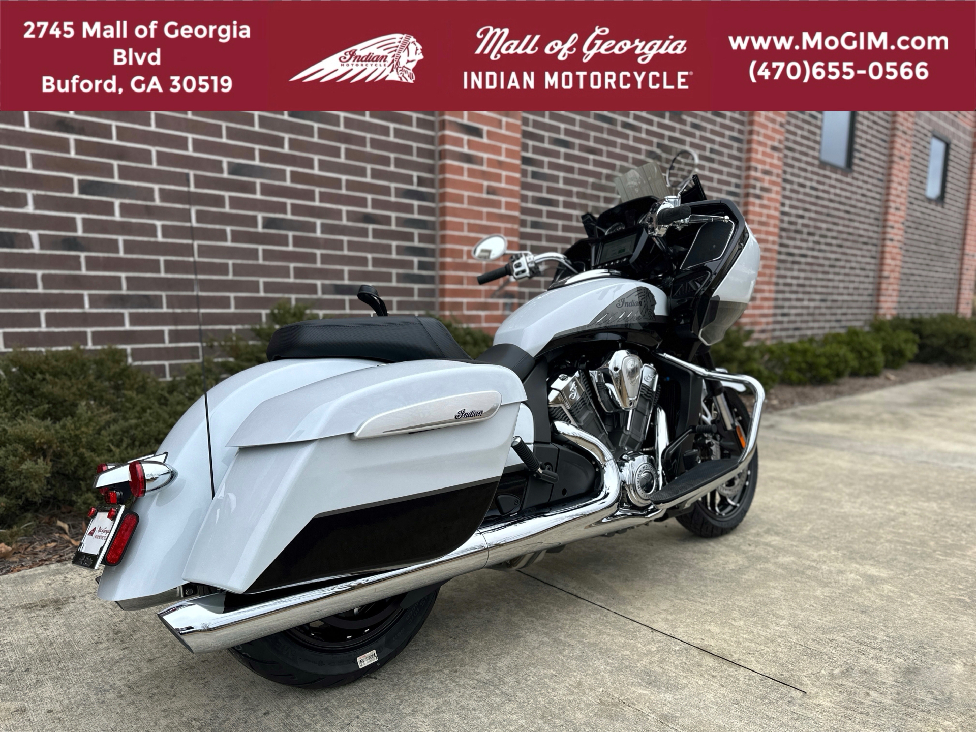 2024 Indian Motorcycle Challenger® Limited with PowerBand Audio Package in Buford, Georgia - Photo 4
