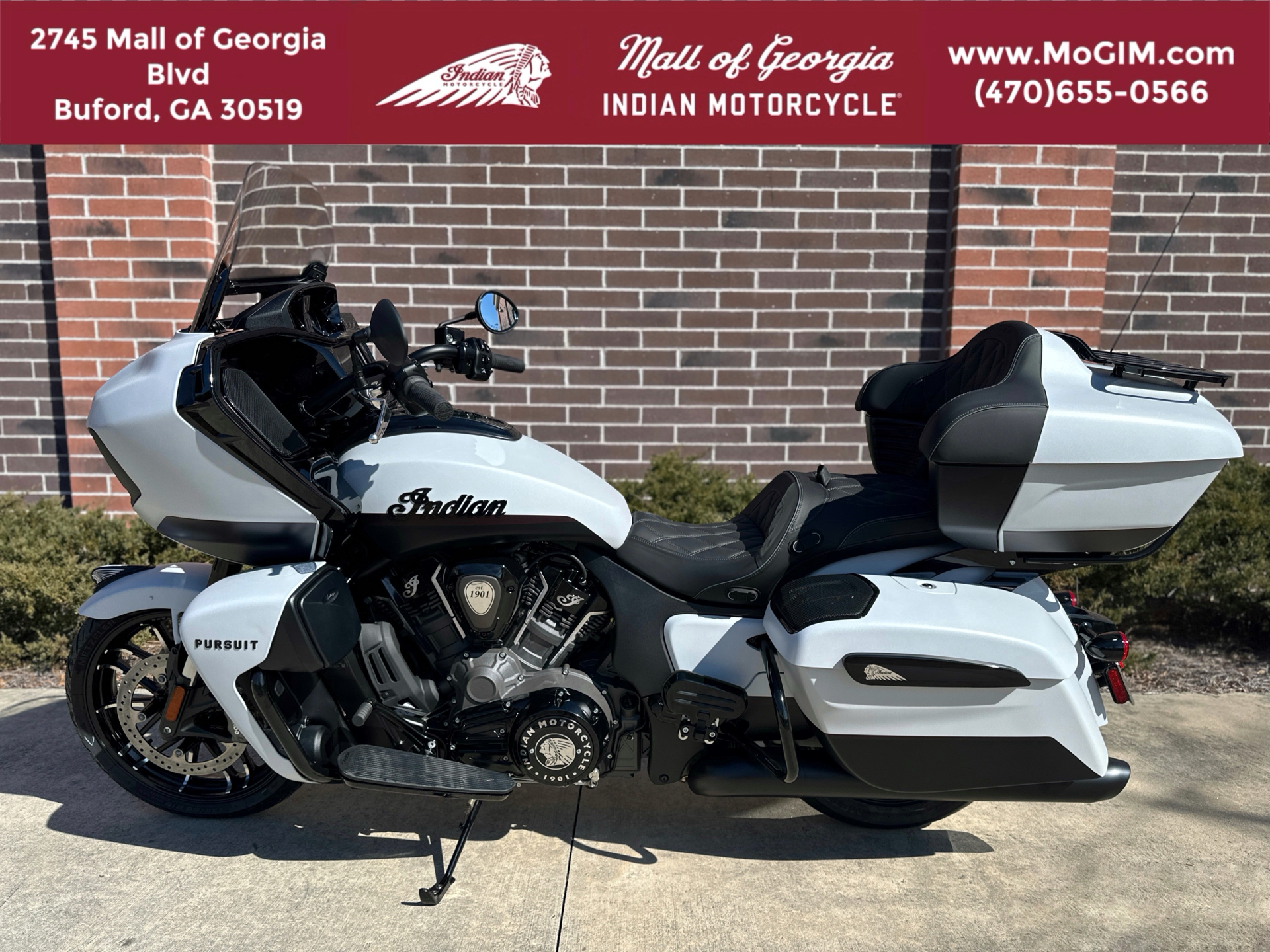 2024 Indian Motorcycle Pursuit® Dark Horse® Icon with PowerBand Audio Package in Buford, Georgia - Photo 6