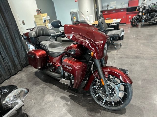 2024 Indian Motorcycle Roadmaster® Dark Horse® in Covington, Georgia - Photo 2