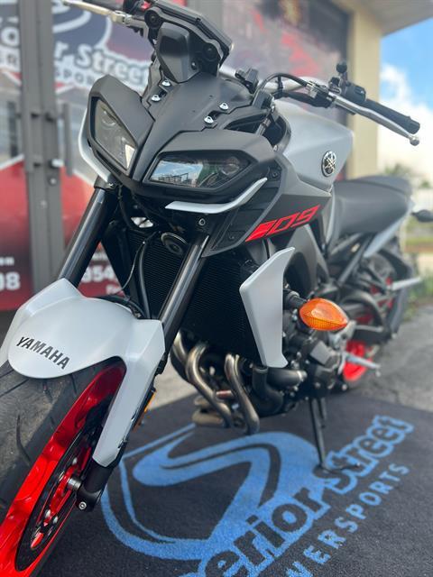 2020 Yamaha MT-09 in Boca Raton, Florida - Photo 2