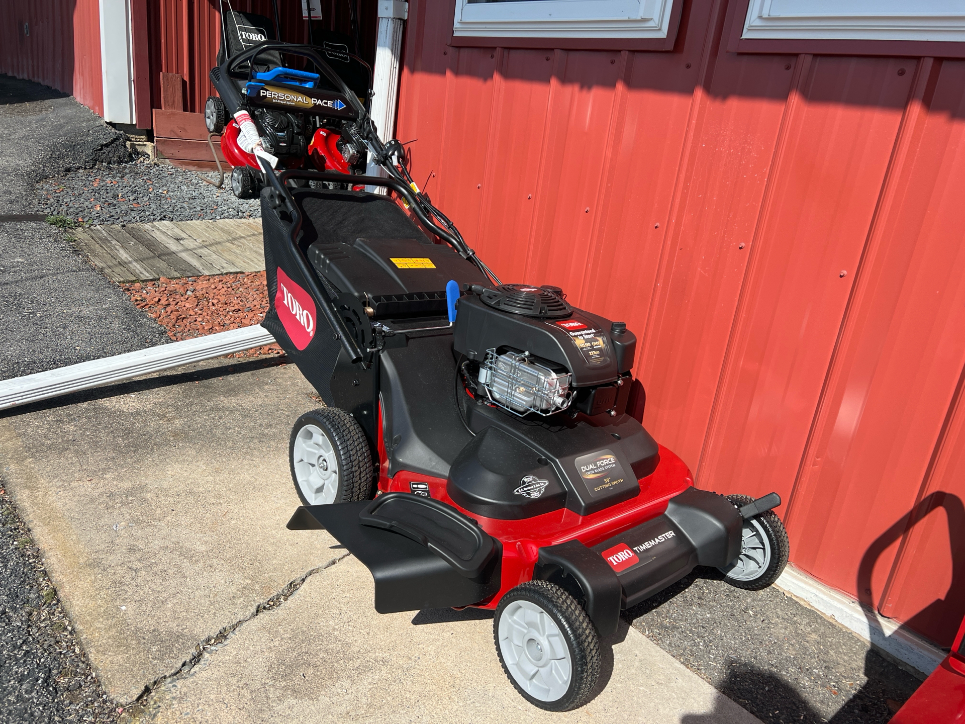 Toro TimeMaster 30 in. Briggs & Stratton 223 cc ES w/ Personal Pace (21200) in Millerstown, Pennsylvania - Photo 1