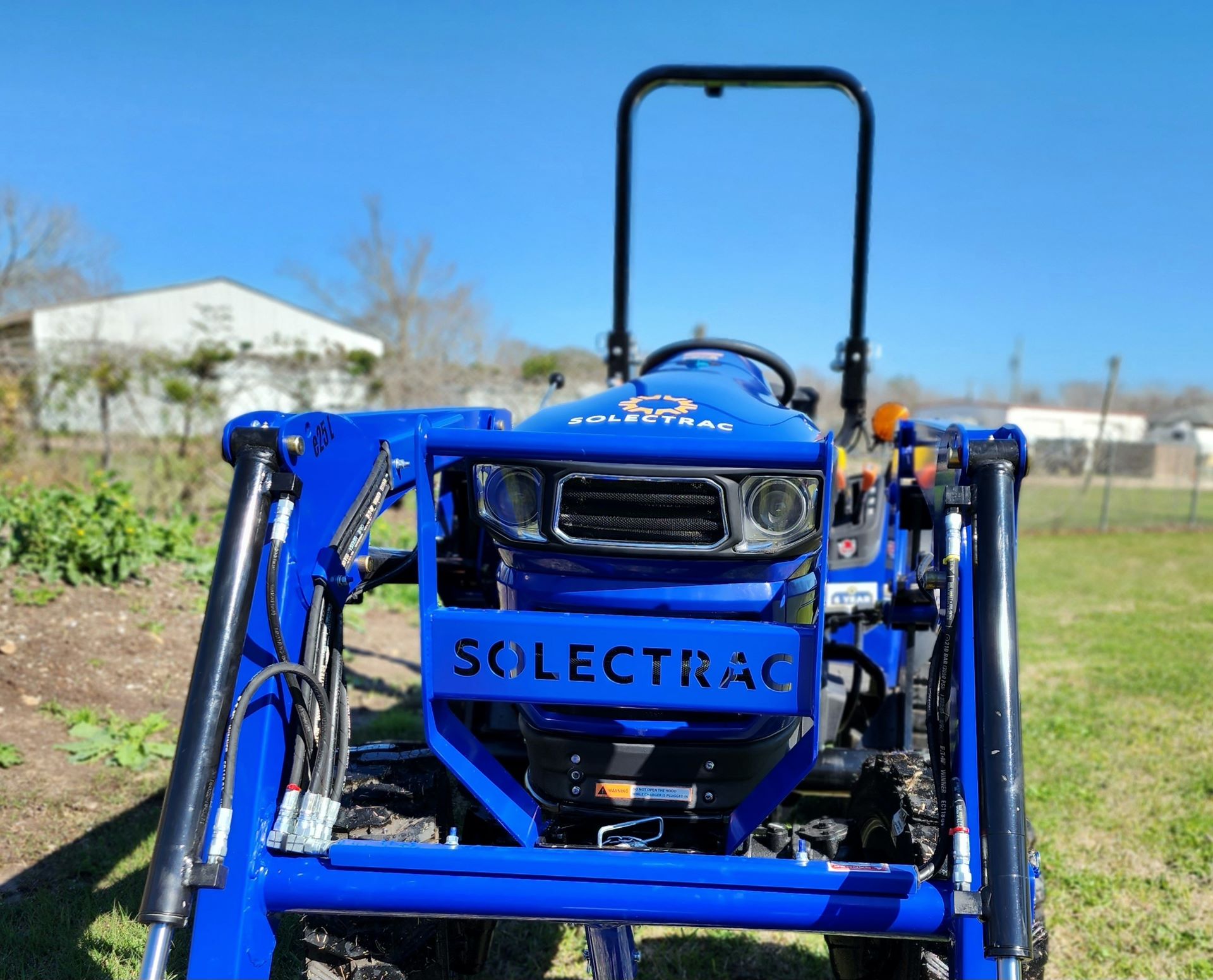 SOLECTRAC INC e25 Compact Electric Tractor in Angleton, Texas - Photo 2