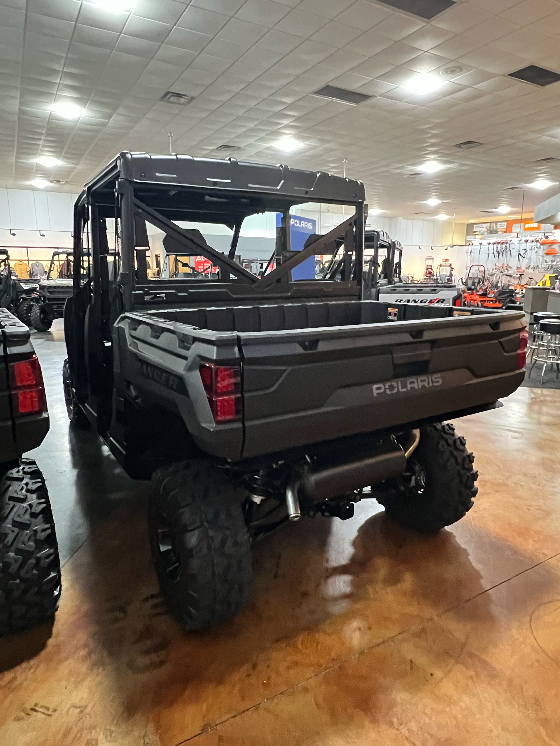 2025 Polaris Ranger Crew 1000 Premium in Angleton, Texas - Photo 3