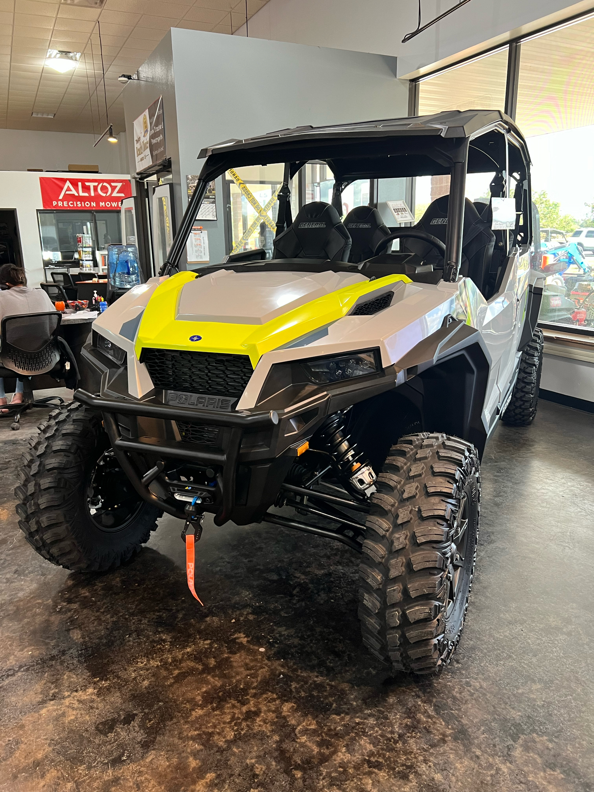 2024 Polaris General XP 4 1000 Sport in Angleton, Texas - Photo 2