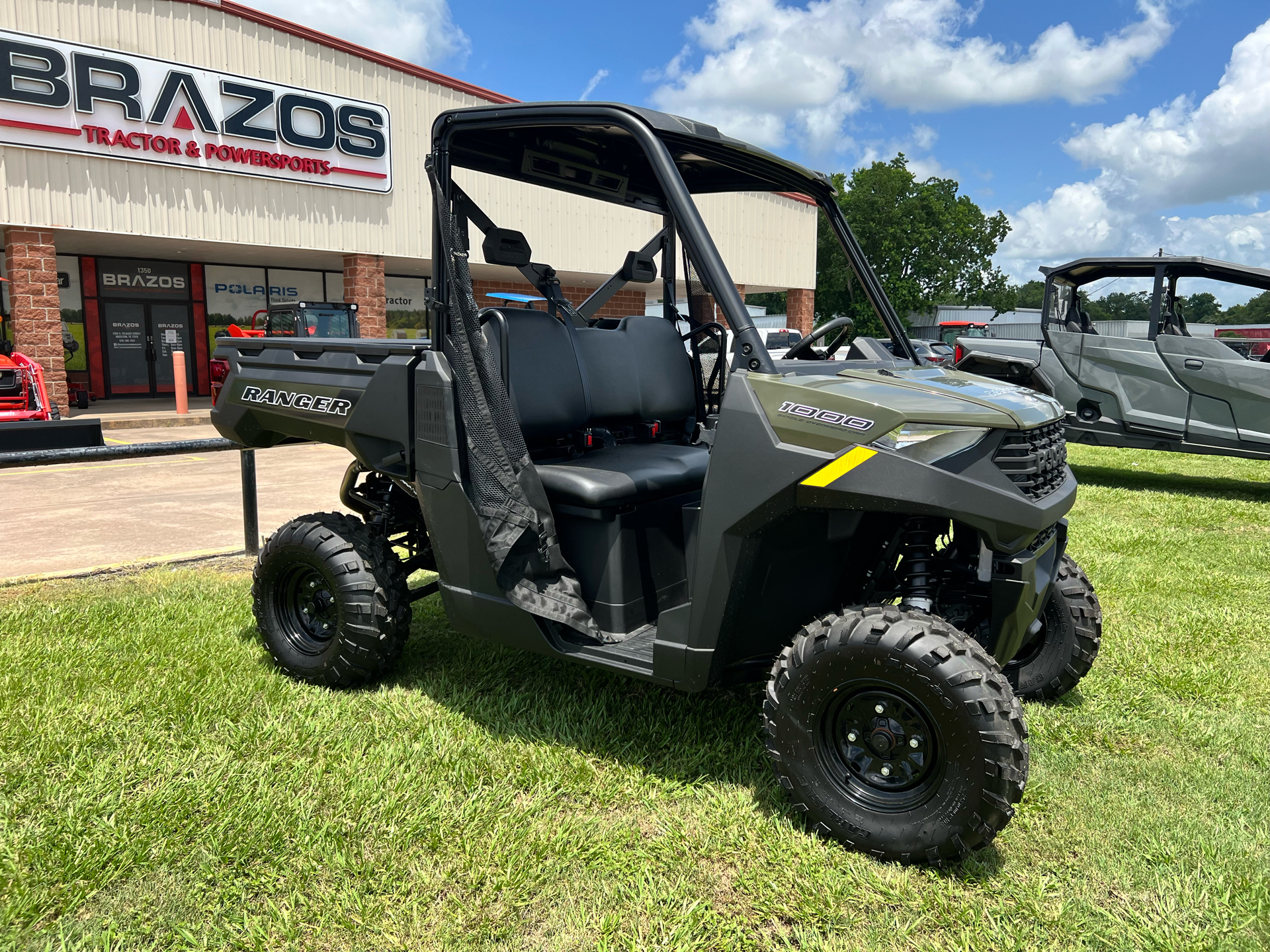 2025 Polaris Ranger 1000 in Angleton, Texas - Photo 4